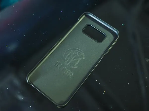 全球限量2万台 三星S8+国米定制版图赏