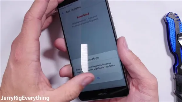 做工强悍！老外买华为Mate 9暴力测试：刀割、火烧、掰弯