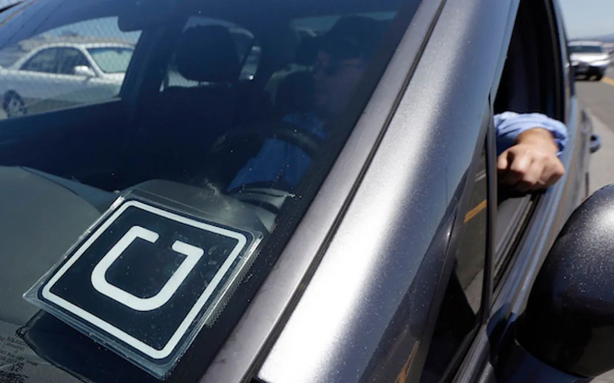不收不行 纽约计划立法强制Uber添加小费选项