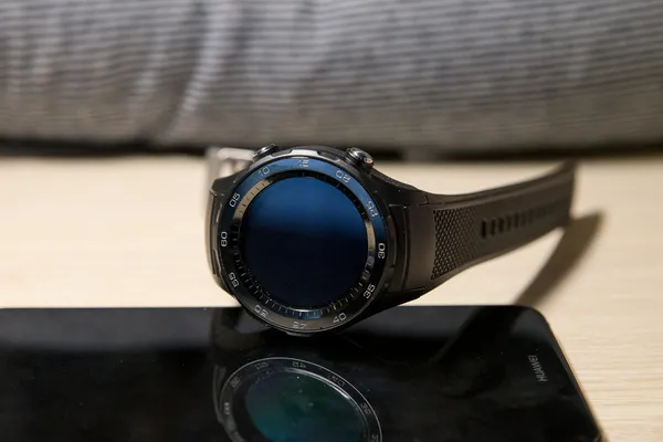 HUAWEI WATCH 2测评：独立通话 运动更自由