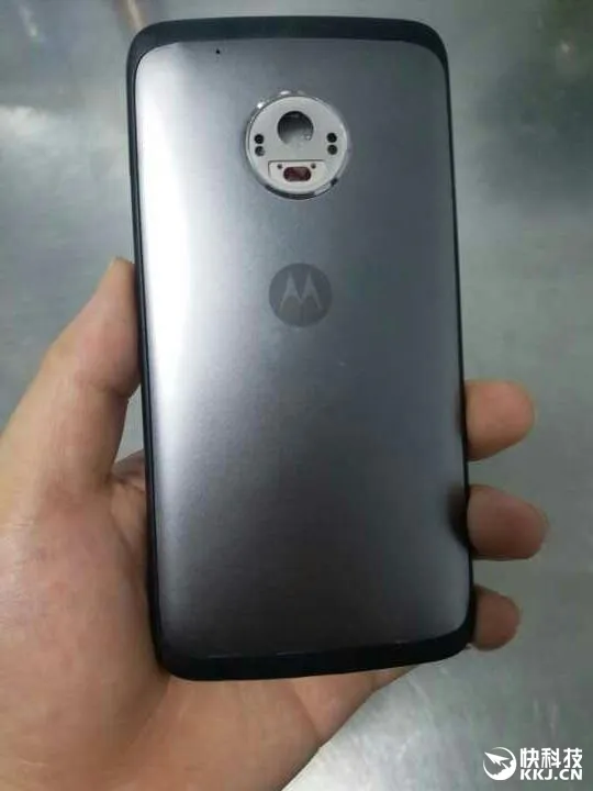 联想Moto X 2017外形曝光：塑料包边法消灭天线白条