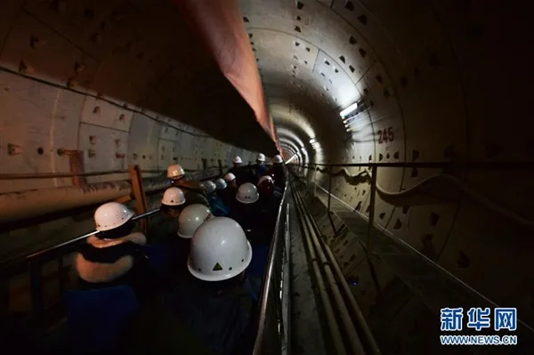 最强中国基建！人类首次贯穿黄河修地铁