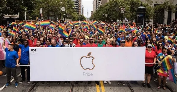 苹果员工为这事集体罢工上街骄傲游行：库克狂支持