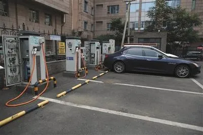 北京电动车充电桩调查：常被燃油车占 破坏严重