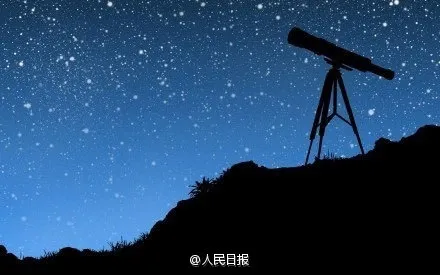 别错过！明晚8点夜空上演“木星合月”