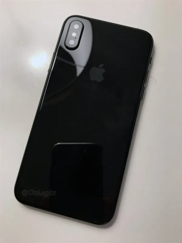 iPhone 8乞丐版存储空间猛增，前后摄像头变化大