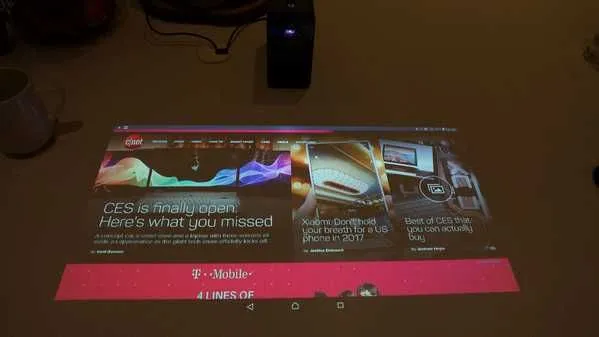 索尼黑科技：Xperia投影仪射出的Android可以触摸