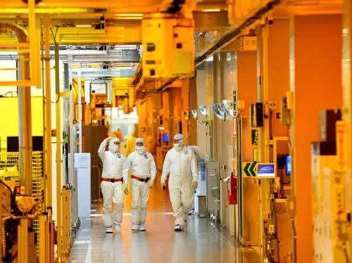 英特尔在 1 平方毫米中塞下 1 亿个晶体管——其实就是 10nm 制程