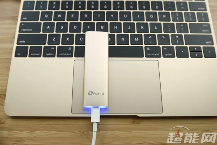 浦科特EX1 128GB便携式SSD评测：便利、高性能的USB Type-C