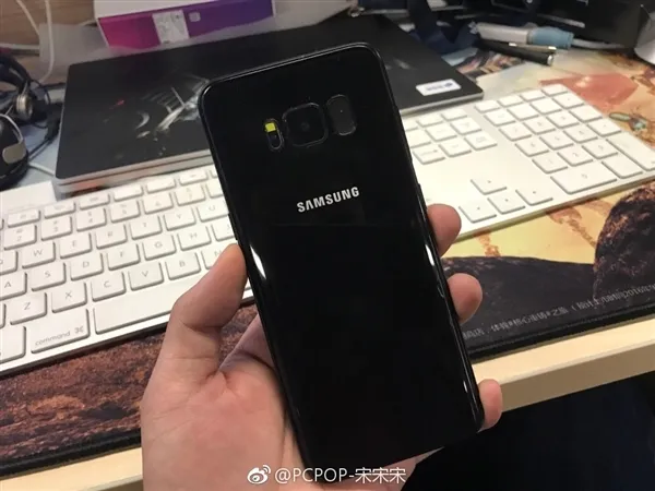 三星新旗舰S8“真机”对比S7 edge：60块买不了吃亏…