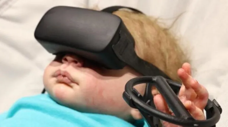 专为婴儿打造的VR头显？NurturePod有三点很不靠谱