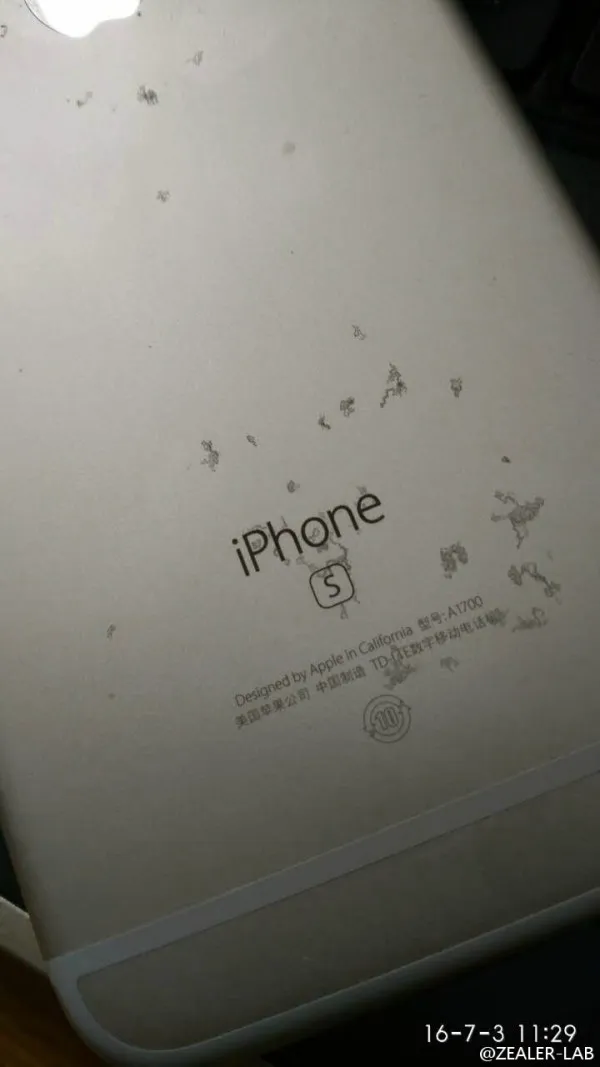 [图]不忍直视：玫瑰金iPhone 6S氧化变“蕾丝”