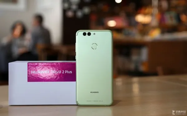 除了高颜值，HUAWEI nova2 Plus打游戏6嘛？