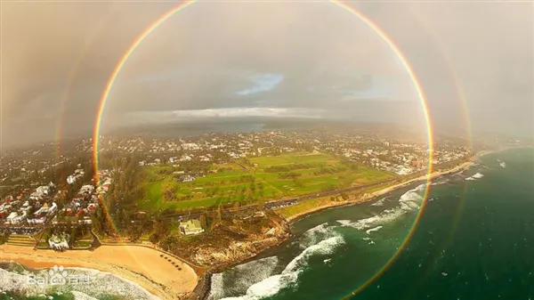 太美腻！5000米高空俯瞰360°全圆形彩虹