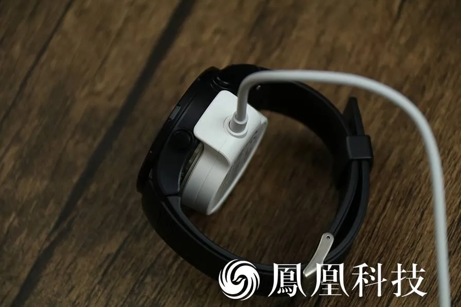 HUWEI WATCH 2体验：贴身运动伴侣 不再依赖手机