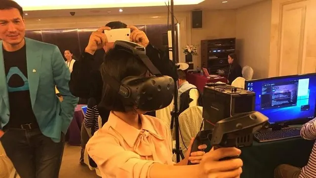 关于 HTC 刚刚公布的 Vive 无线升级模组，这些事实值得一看