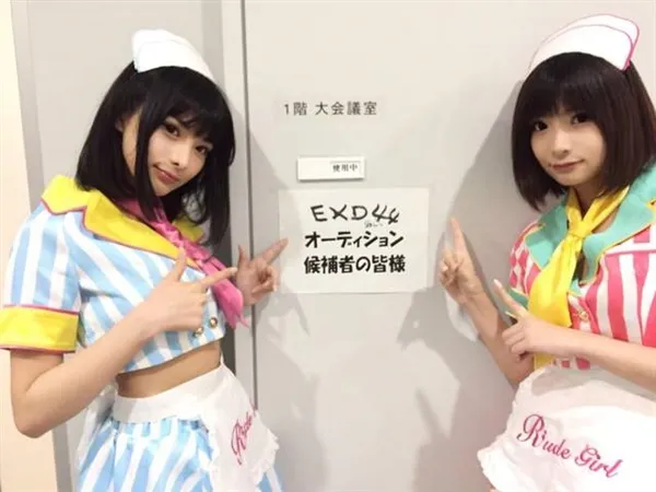 日本最美双胞胎自曝整容：为保持长相同步每次都一起