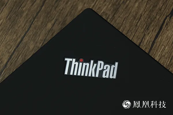 ThinkPad X1 Carbon 2017体验：经典与创新的碰撞