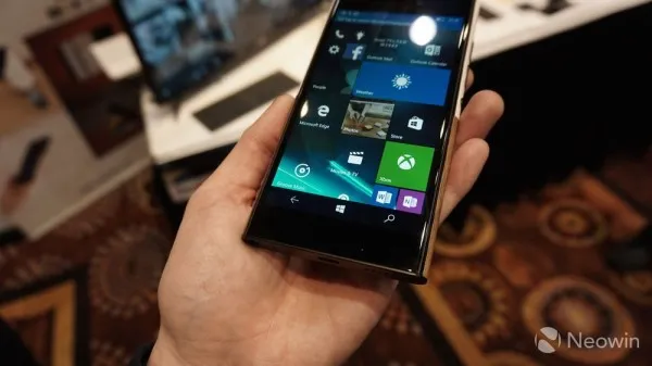 NuAns Neo上手：主打个性定制 搭载Windows 10 Mobile