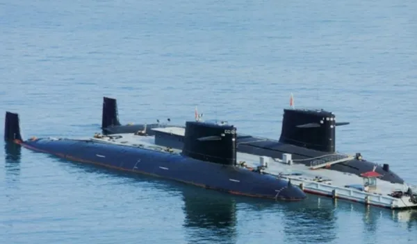 中国第一艘核潜艇光荣退役：入驻博物馆