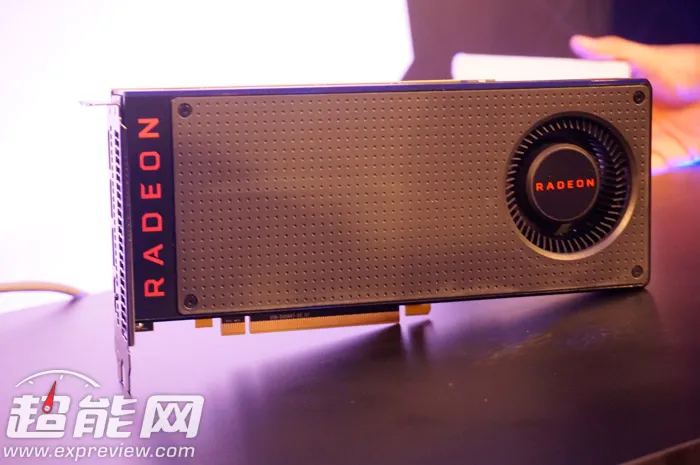 AMD RX 480显卡抢先上手：表面类肤材质，PCB这么短