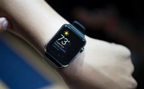 外媒狂喷Apple Watch：昂贵/功能复杂