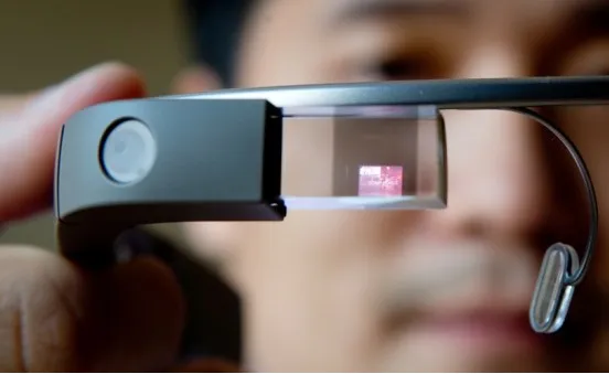 谷歌首款可穿戴式AR一体机曝光，或是全球体积最小“inside-out”一体机