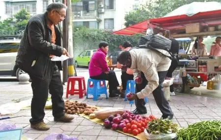 黑人大叔学中医30年：中国患者曾见了就跑