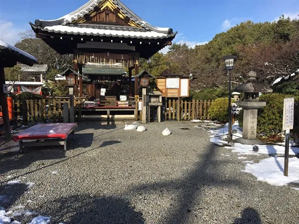 看看日本网友是怎么晒大雪的