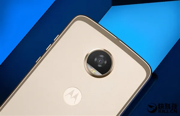 将模块设计进行到底！联想Moto Z2 Play开卖：3299元