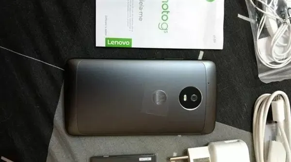 联想Moto G5真机、包装完全曝光：5寸1080P、后背销魂