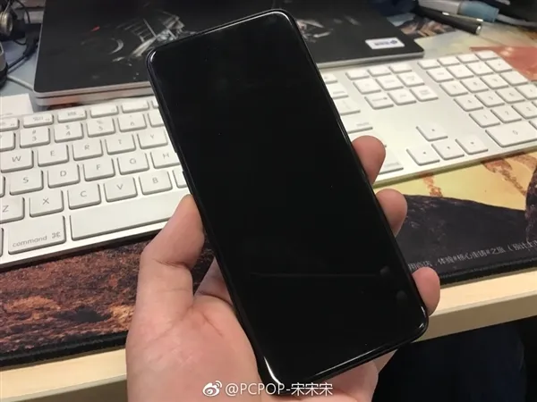 三星新旗舰S8“真机”对比S7 edge：60块买不了吃亏…