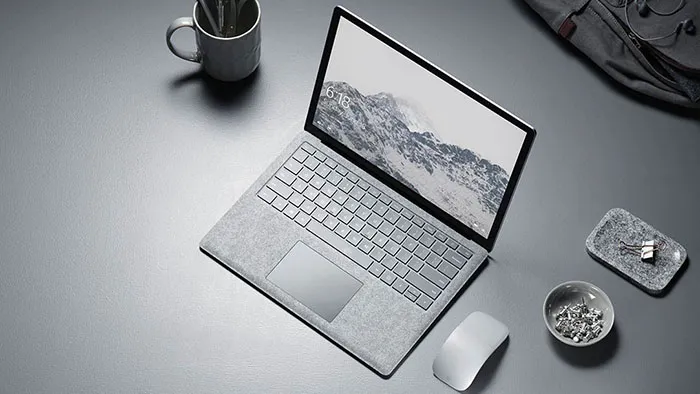 虽然你不大会用回Windows 10 S，但微软为Surface Laptop提供了恢复