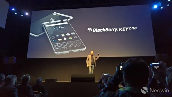 黑莓最后一机！BlackBerry KEYone发布：搭载八核神U