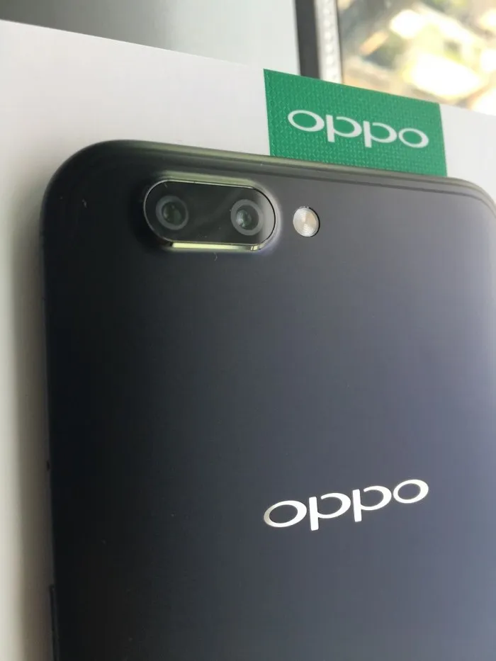 OPPO继续打娱乐牌，把手机发布会办成演唱会，为R11新品造势