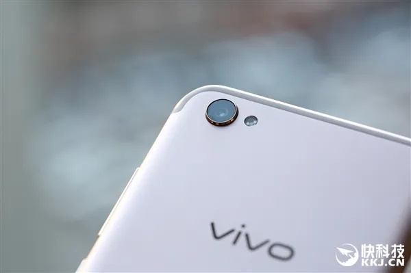 2698元买不买？vivo X9s开箱图赏：小改后更好看了