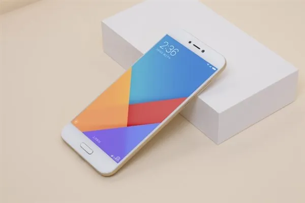 提前享用第一波：MIUI 9内置壁纸下载