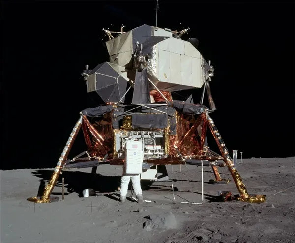 阿波罗11号不为人知的几大趣闻解密