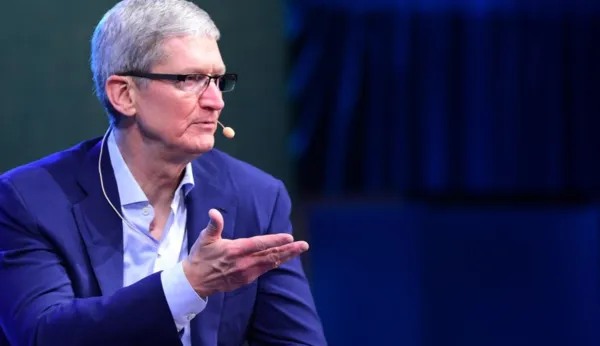 不易与潜力：我们该担心iPhone零增长的苹果吗？