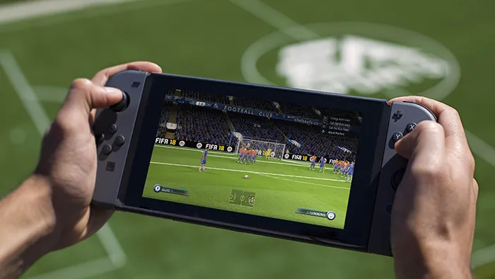 FIFA 18让你买买买的关键词：C朗、Switch版、Journey续集