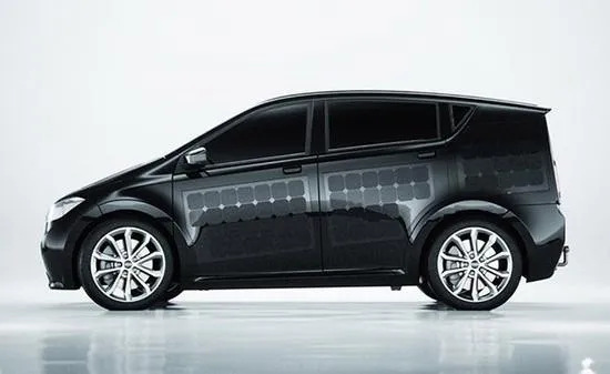 首款量产太阳能电动汽车发布 有望2019年交付