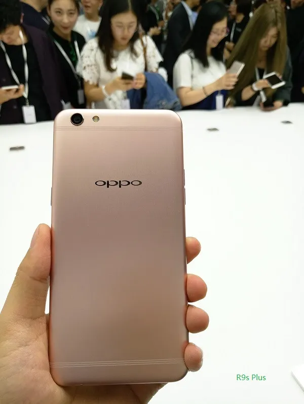 OPPO R9s / R9s Plus现场上手：10月28日/12月份开售