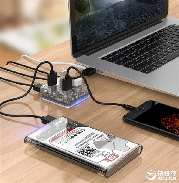 Orico首创全透明配件：USB 3.0接线器也这么赤果果