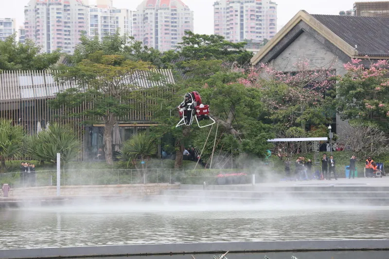 光启马丁飞行器首飞成功：比特斯拉更酷