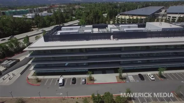 4K航拍！苹果“飞碟”总部Apple Park：乔布斯遗作