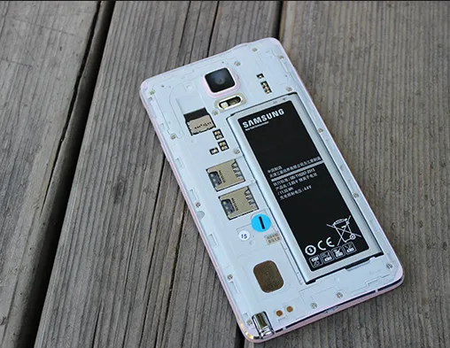 因起火风险，三星召回10万块Galaxy Note 4电池