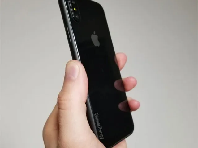 iPhone 8仍未达量产标准：Q4才可量产