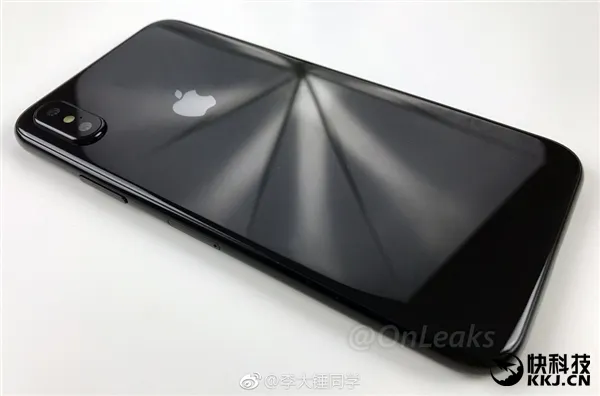 iPhone 8新配色镜面银曝光 只是山寨机？