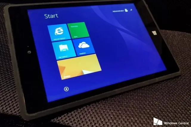 微软曾设计了Surface Mini平板，发布会前夕被官纳德拉“枪毙”