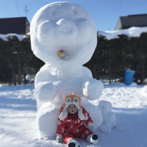 日本网友狂晒雪人作品 童话照进现实了！